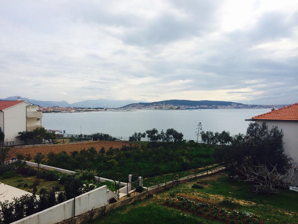 Apartments Stanko Trogir Exterior photo